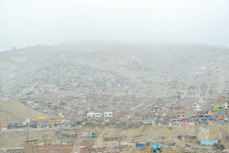 Peru’s capital: Lima lies between the coast and desert.